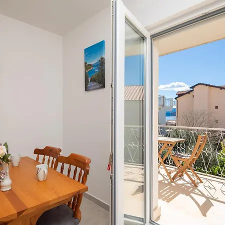 Sunshine Suites Omiš Exterior foto