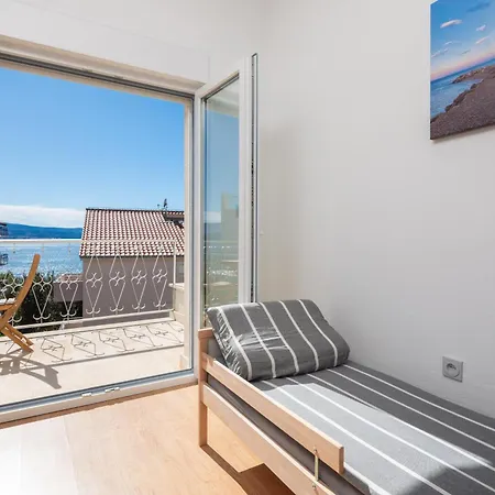 Sunshine Suites Omiš Exterior foto