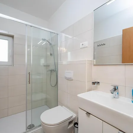 Sunshine Suites Omiš Exterior foto