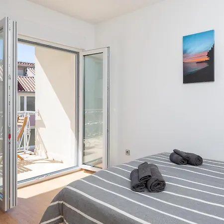 Sunshine Suites Omiš Exterior foto