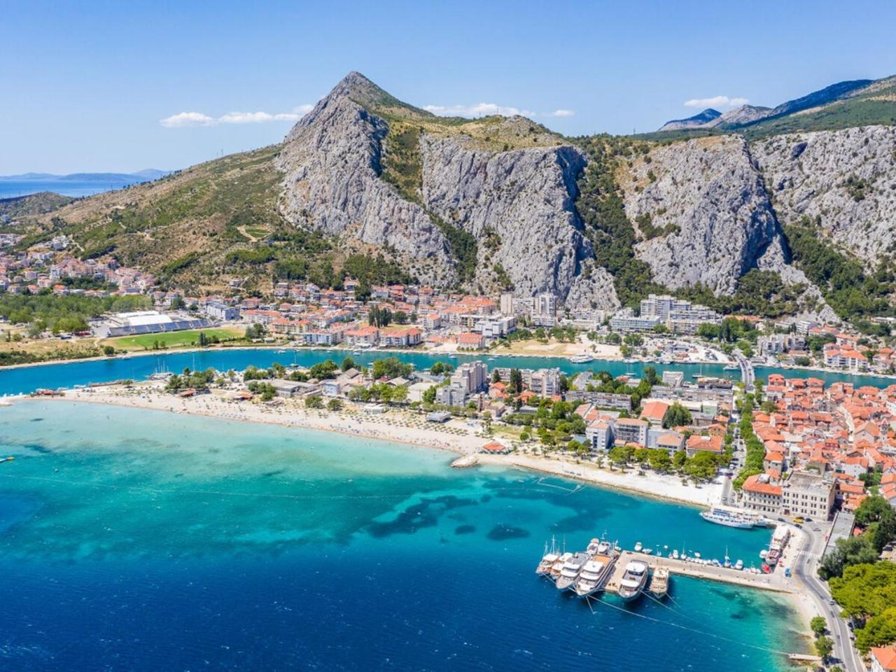 Apartment Sunshine Omiš